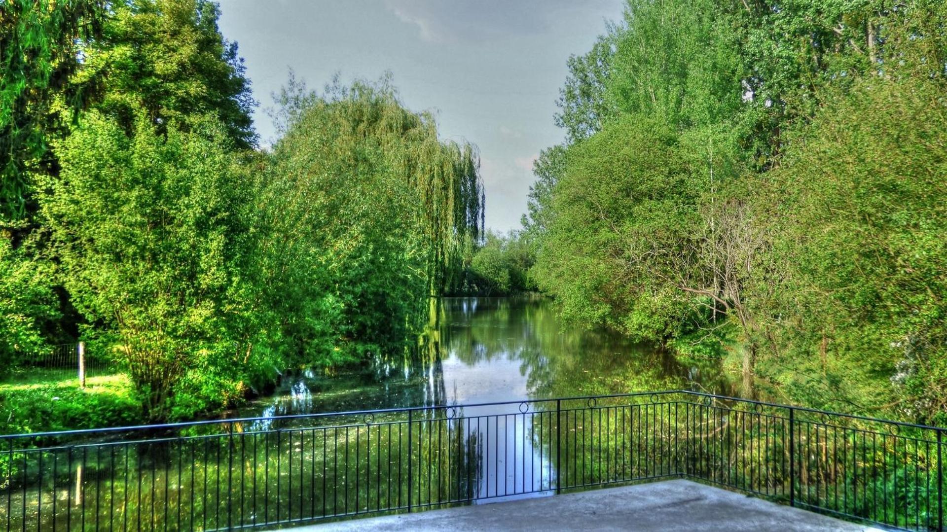 לינה וארוחת בוקר Fougere  Le Moulin De Follet מראה חיצוני תמונה